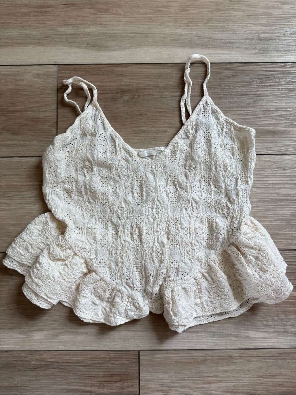 Zara Eyelet Ruffle Tank Fairy Large - Picture 3 of 12